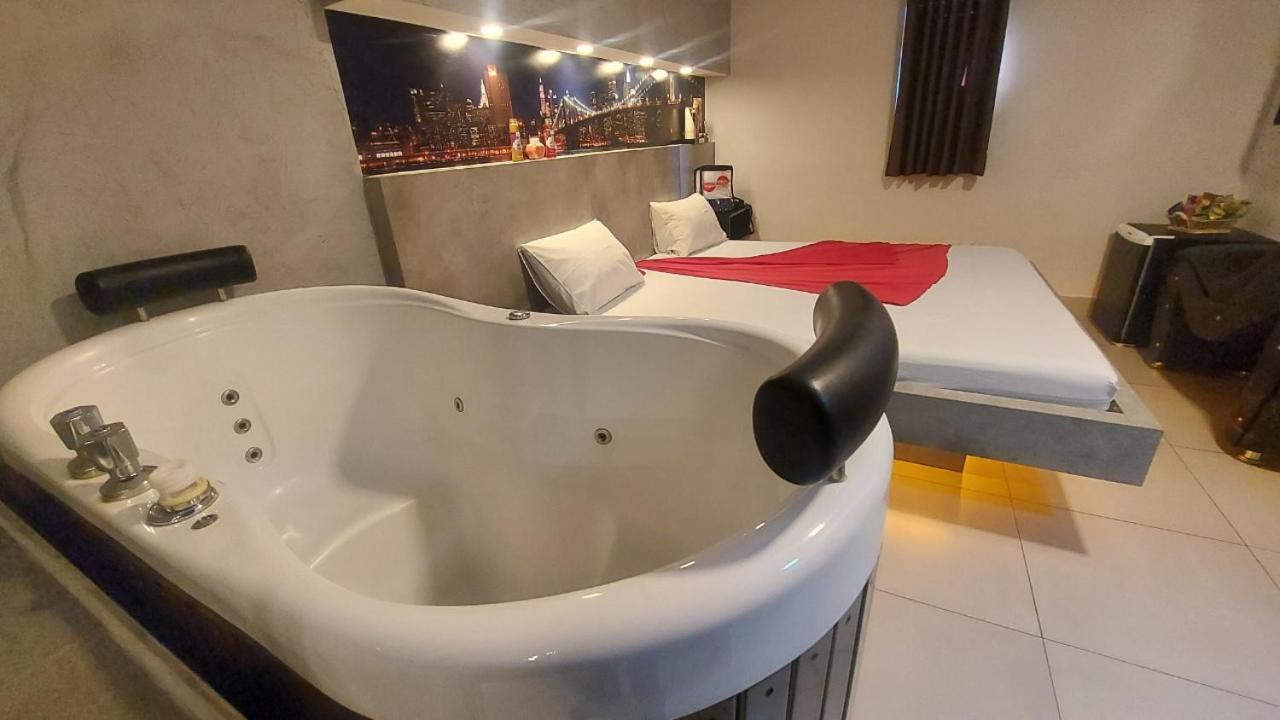 Motel Copacabana Ribeirão Preto Extérieur photo